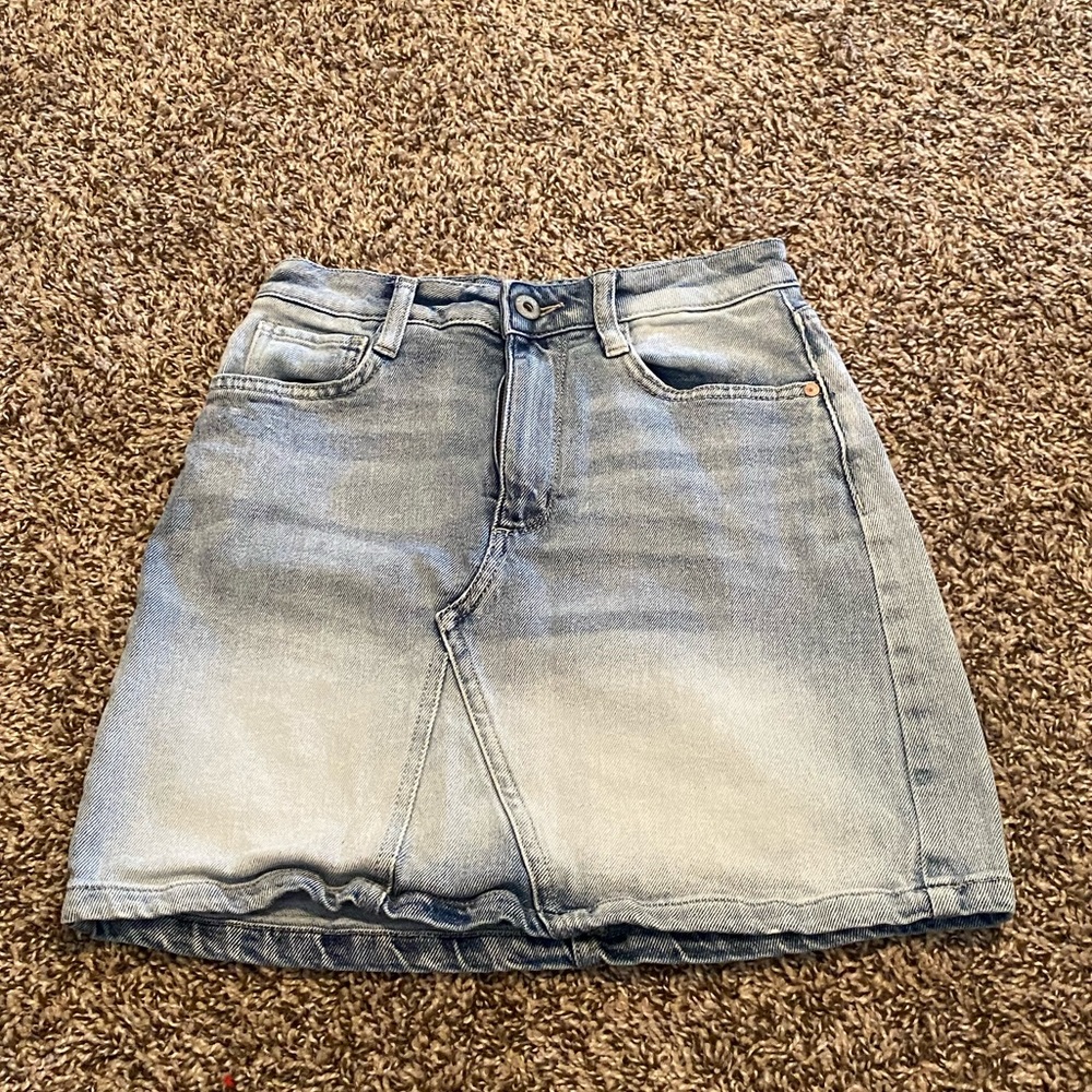 Arizona Denim Skirt with Dyed Pockets